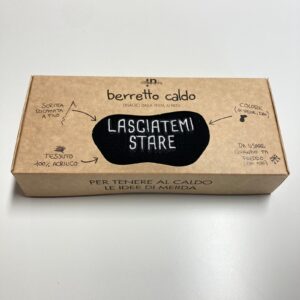 berretto lasciatemi stare in-differente scatola